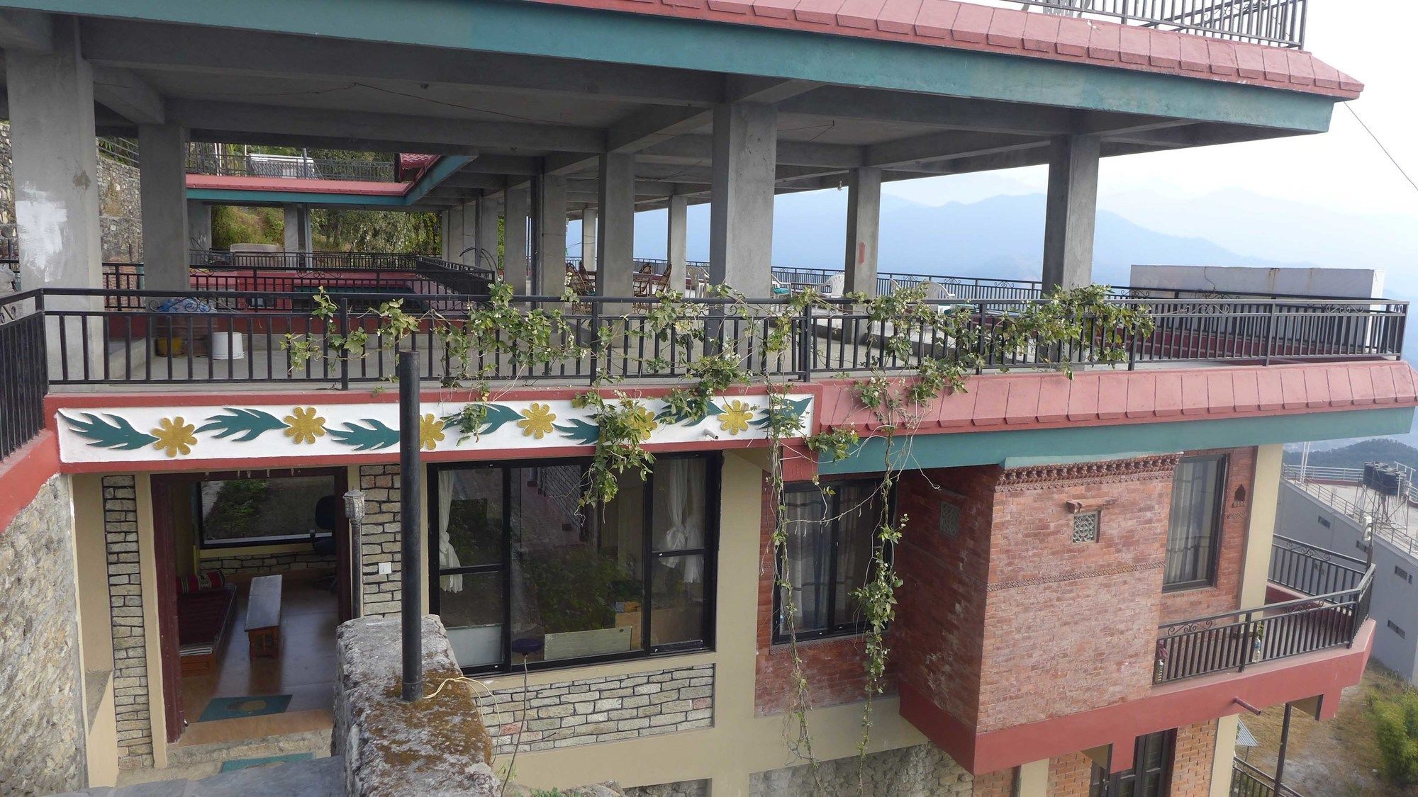 Superview Lodge, Himalayan Sunrise In Sarangkot